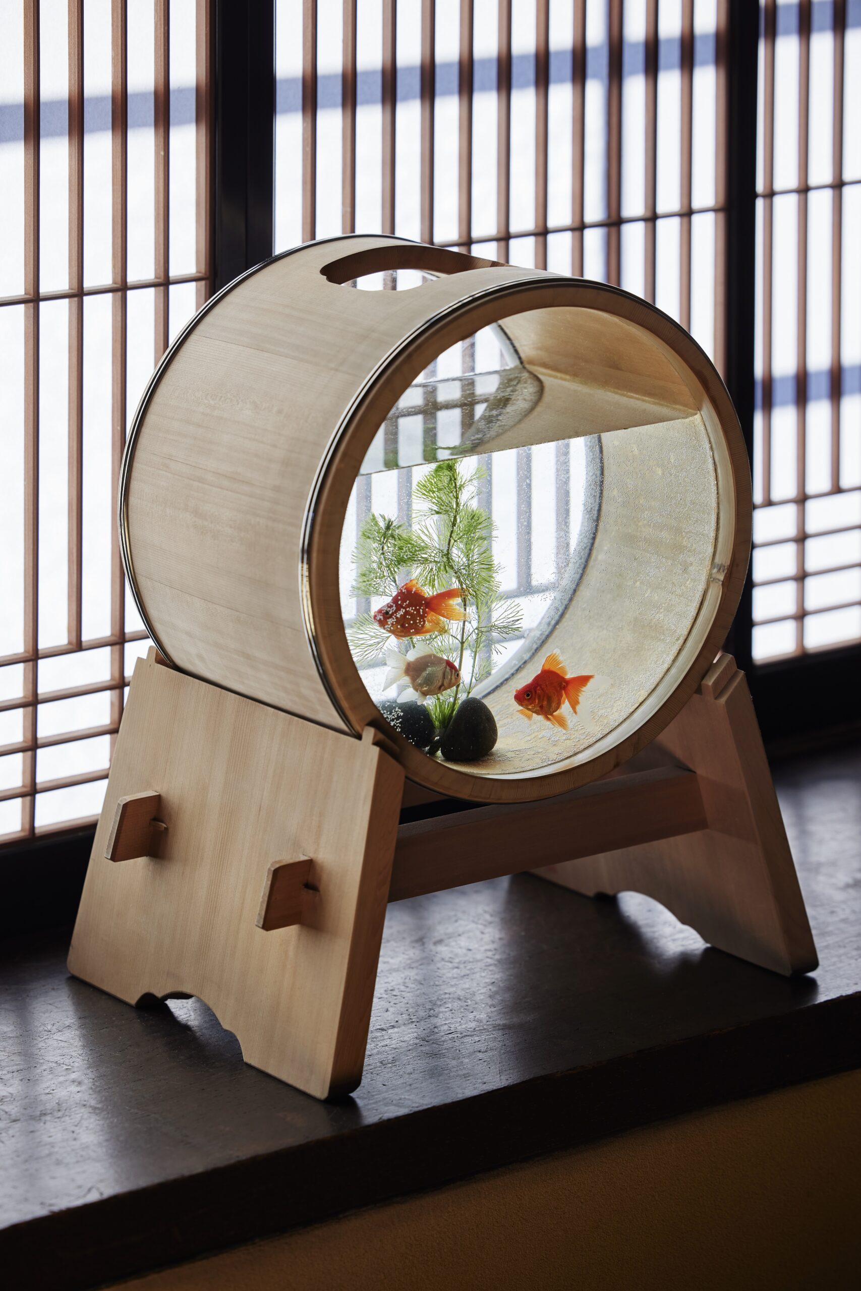 金魚鉢 27（台付）